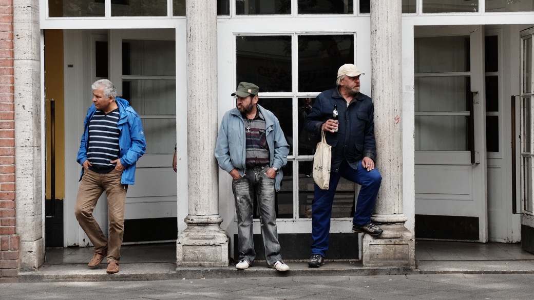 The Gentlemen Are Waiting