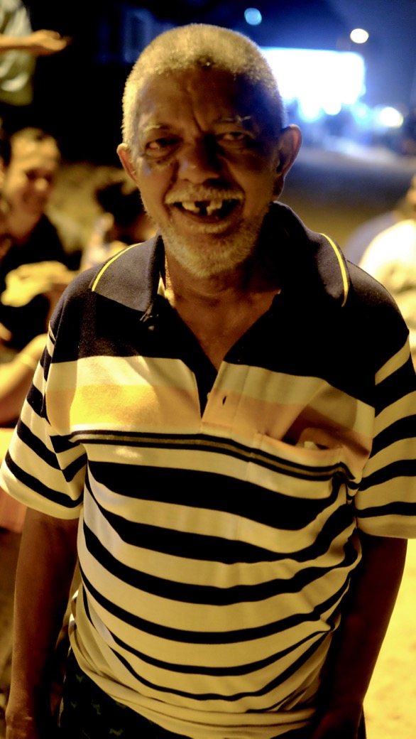 Toothy Grin (Juhu Beach, Mumbai)
