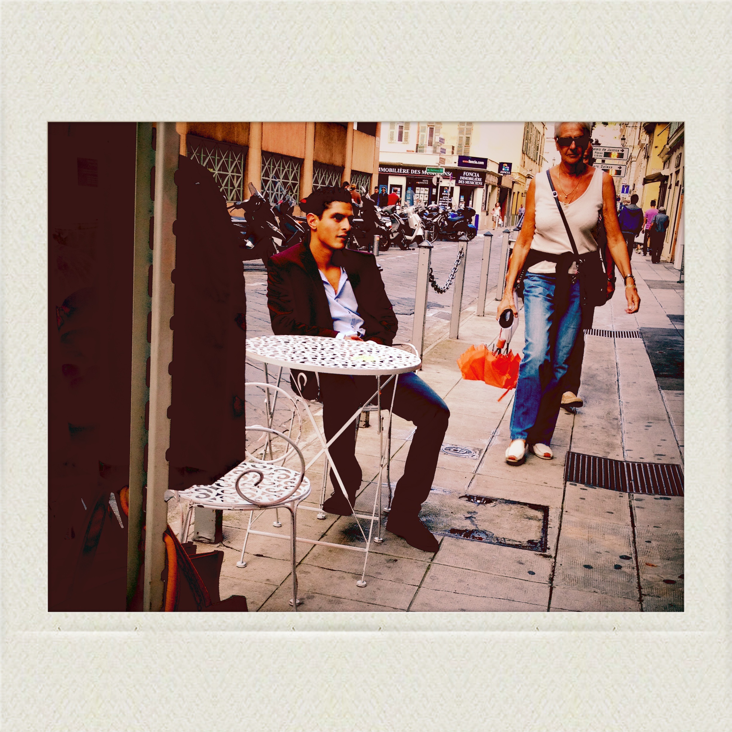 Street Caf&eacute;. Nice 2012